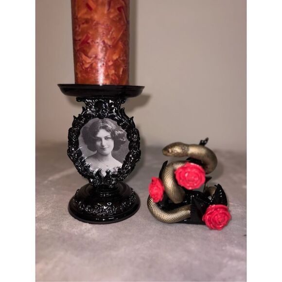Lot of 2 Bath & Body Works Halloween 2023 Snakes & Soap/Candle Holder - Picture 4 of 7
